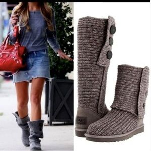 UGG Classic Cardy Boot Shearling Bootie 7